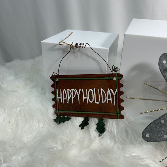 Rustic‎ Metal Christmas Ornaments Set of 3 Snowflake Star Happy Holiday - Picture 4 of 4